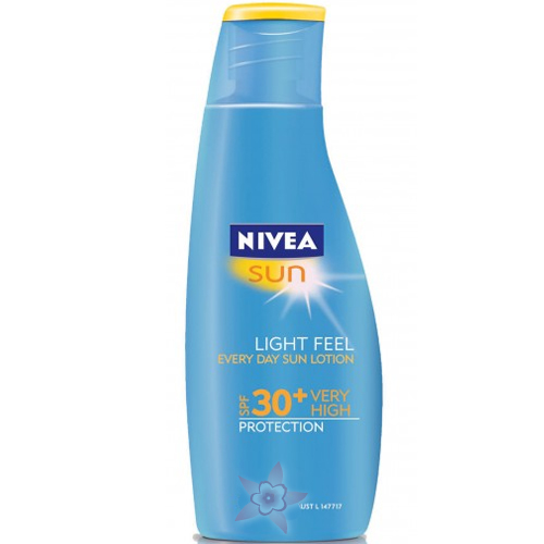 Nivea Light Feeling Sun Lotion  GKF30